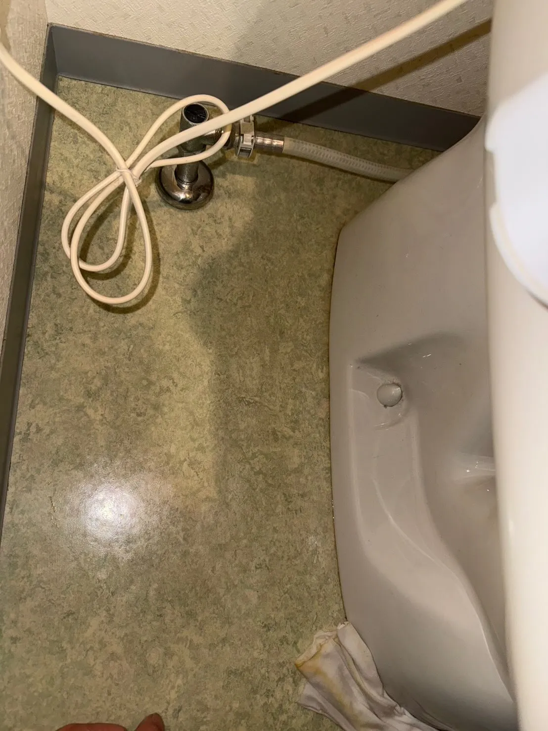 こんにちは、関東メンテナンスです！😊今日はちょっと厄介なトイ...